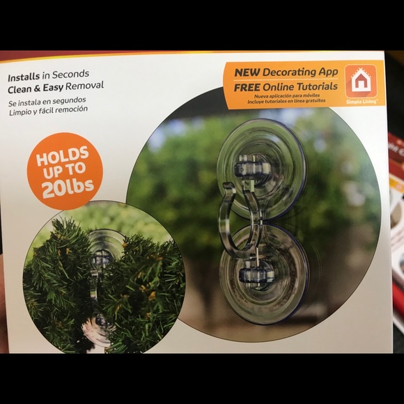 Heavy Duty Suction up Wreath Hook up to 20lbs - Picture 7 of 8